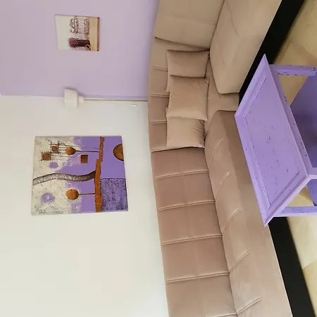 アパートホテル Lavanda