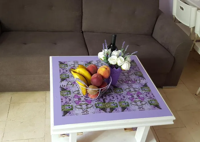 Lavanda Aparthotel 3*