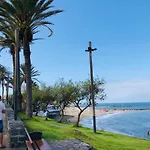 Lavanda Apartahotel 3*